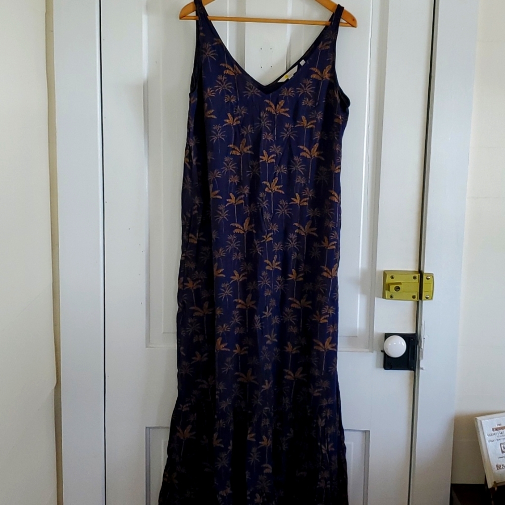 Boden Navy and Gold Palm Print Maxi Dress
